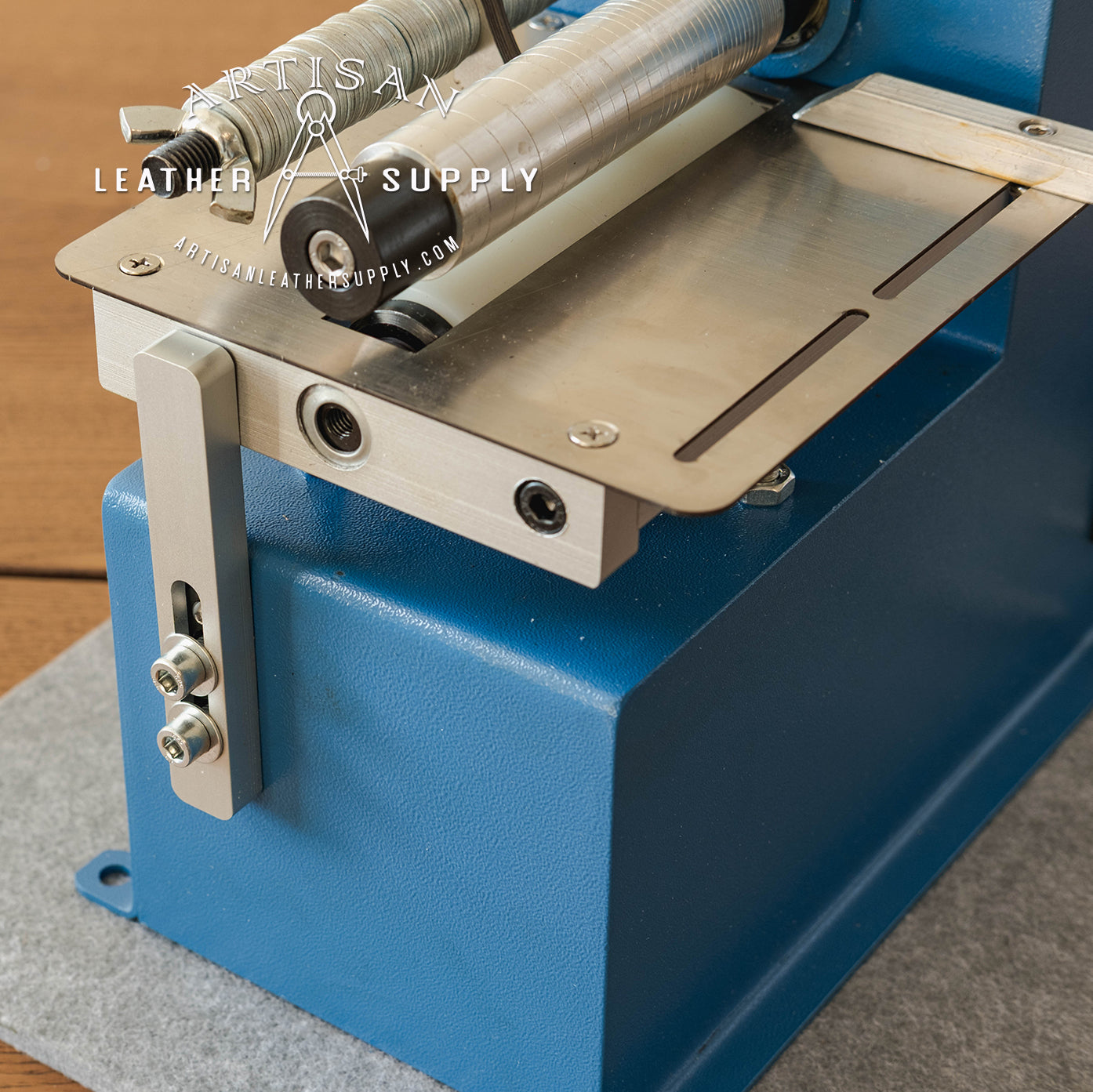 Compact Strap Cutting Machine